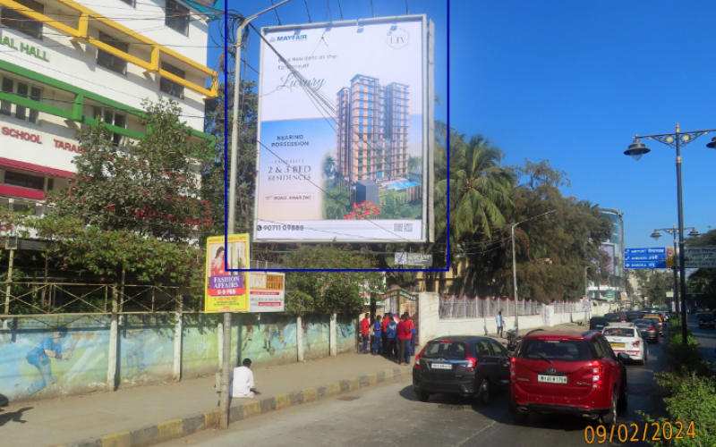 HOARDING – 31 X 40 OPP. BALKUNJI BARI, JUHU, MUMBAI