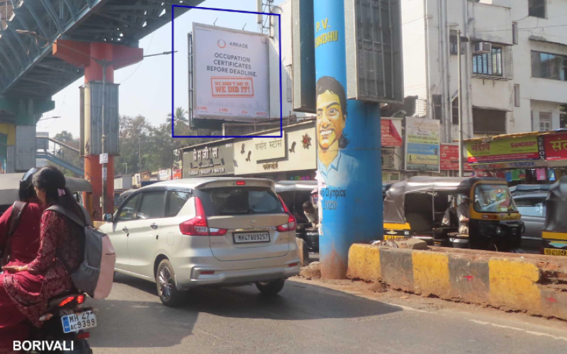 HOARDING : 20 X 20 ON S.V. ROAD, BORIVALI
