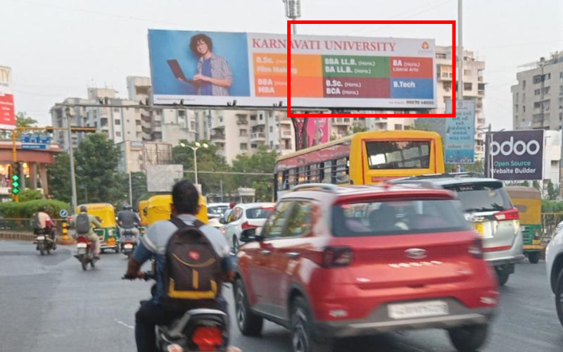 GANTRY : 24 X 12  MANSI CROSS ROAD O/S SWAMINARAYAN TEMPLE TOW. JUDGES BUNGLOW TO KESHAVBAUG CIRCLE – R, JUDGES BUNGLOW