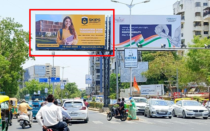 GANTRY : 24 X 12  MANSI CROSS ROAD O/S MANSI TOWER TOW. JUDGES BUNGLOW TO KESHAVBAUG CIRCLE – L, JUDGES BUNGLOW