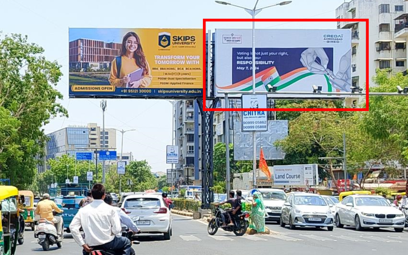 GANTRY : 24 X 12   MANSI CROSS ROAD O/S MANSI TOWER TOW. JUDGES BUNGLOW TO KESHAVBAUG CIRCLE – R, JUDGES BUNGLOW