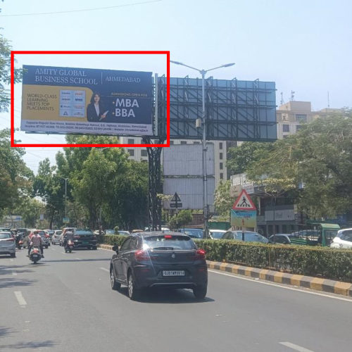 GANTRY : 24 X 12   JUDGES BUNGLOW ROAD – O/S QLAND PAN SHOP FTC FROM GORMOH RESTAURANT TO SG ROAD, JUDGES BUNGLOW