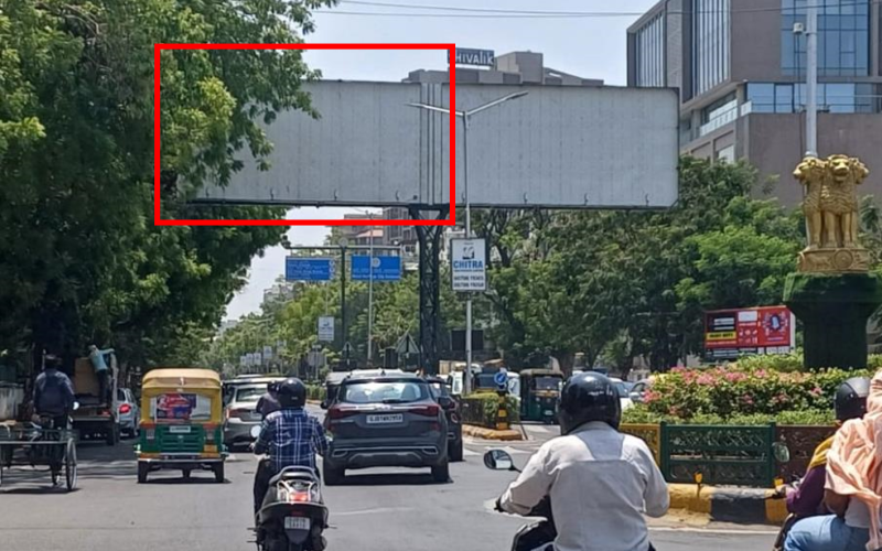 GANTRY : 24 X 12   JUDGES BUNGLOW CROSS ROAD FTC FROM MANSI CIRCLE TO SG ROAD – L, JUDGES BUNGLOW
