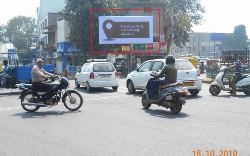 UNIPOLE : 20 X 10   PREM DARWAJA FCG. DELHI DARWAJA TO KALUPUR CHOKHA BAZAR, KALUPUR