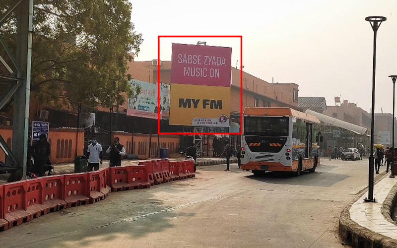 UNIPOLE : 15 X 20  KALUPUR RAILWAY STATION NR. BRTS STAND, KALUPUR