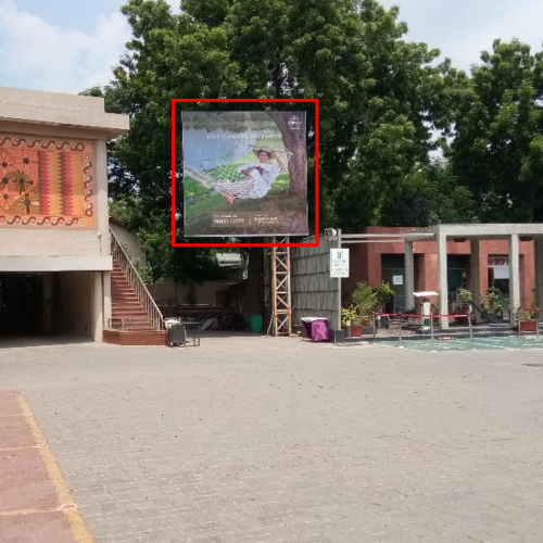 UNIPOLE : 15 X 15  KARNAVATI CLUB