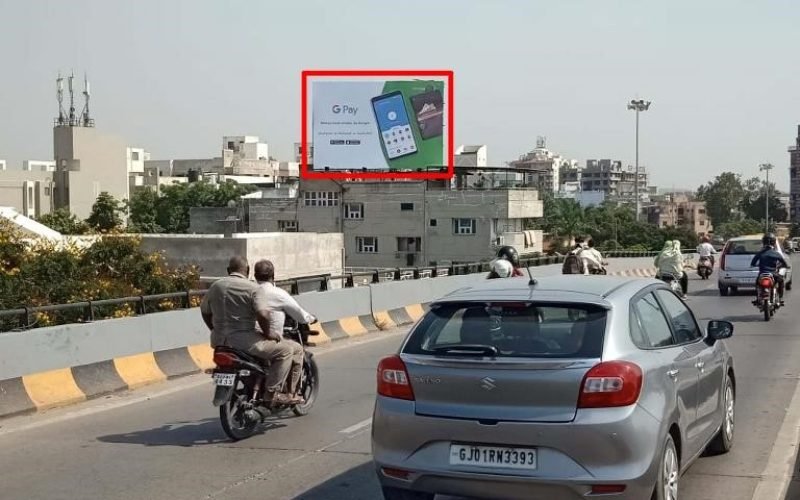 HOARDING : 30 X 20   SHREYAS FLYOVER, NEHRUNAGAR TO DHARNIDHAR, DHARNIDHAR