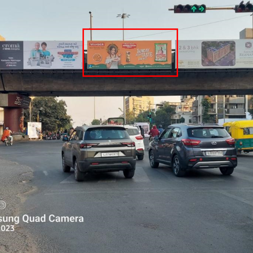 GANTRY : 30 X 10   ANJALI FLYOVER DHARNIDHAR TOWARDS MANINAGAR / KANKARIYA (C), PALDI
