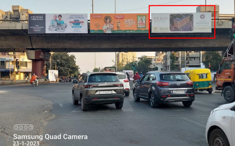 GANTRY : 30 X 10  ANJALI FLYOVER DHARNIDHAR TOWARDS MANINAGAR / KANKARIYA (R), PALDI