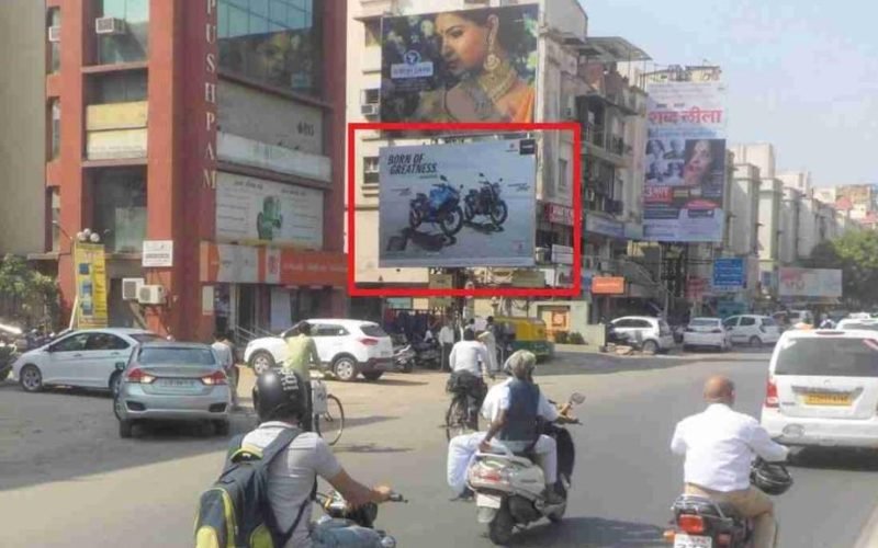 HOARDING : 20 X 15  –  100 FT ROAD – OPP. SEEMA HALL, FTC FROM SHYAMAL TO ANANDNAGAR – (DN), PRAHLADNAGAR