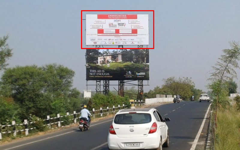 HOARDING : 30 X 15   SG ROAD – B/H ADANI SHANTI GRAM KHORAJ FLYOVER FTC THALTEJ – UP, SG HIGHWAY