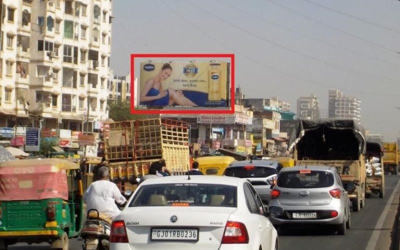 HOARDING : 40 X 20   SARKHEJ ROAD, NR. ROYAL AKBAR TOWER TOWARDS VISHALA, SARKHEJ