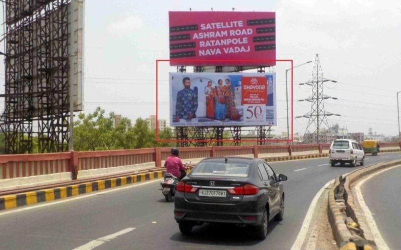 HOARDING : 30 X 15   SABARMATI FLYOVER, CHANDKHEDA TO RTO (DN), SABARMATI FLYOVER