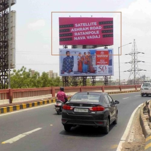 HOARDING : 30 X 15    SABARMATI FLYOVER, CHANDKHEDA TO RTO (L) (UP2)