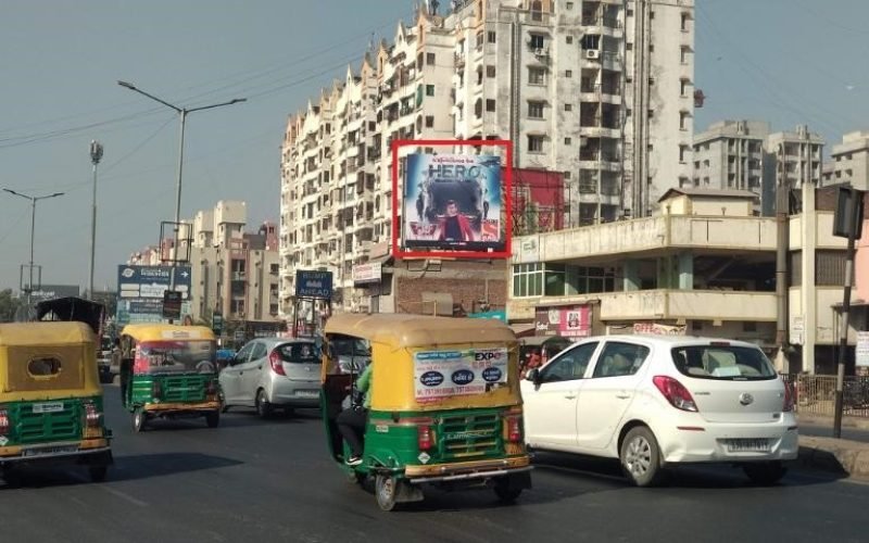 HOARDING : 30 X 20    SARKHEJ ROAD, NR. ROYAL AKBAR TOWER TOWARDS SARKHEJ, SARKHEJ
