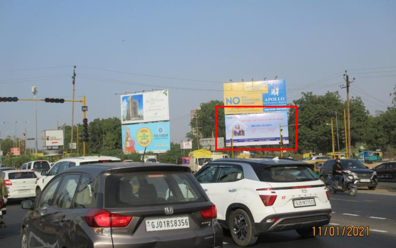 HOARDING : 40 X 20    SHILAJ CIRCLE 4, SHILAJ