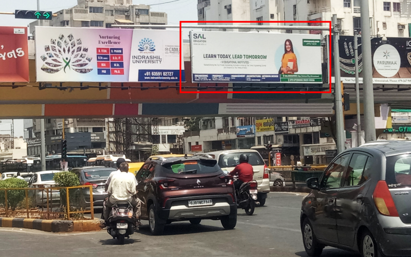 GANTRY : 30 X 10    SHIVRANAJANI CR ROAD FTF S.G. ROAD TO NEHRU NAGAR – C (1), SHIVRANAJANI