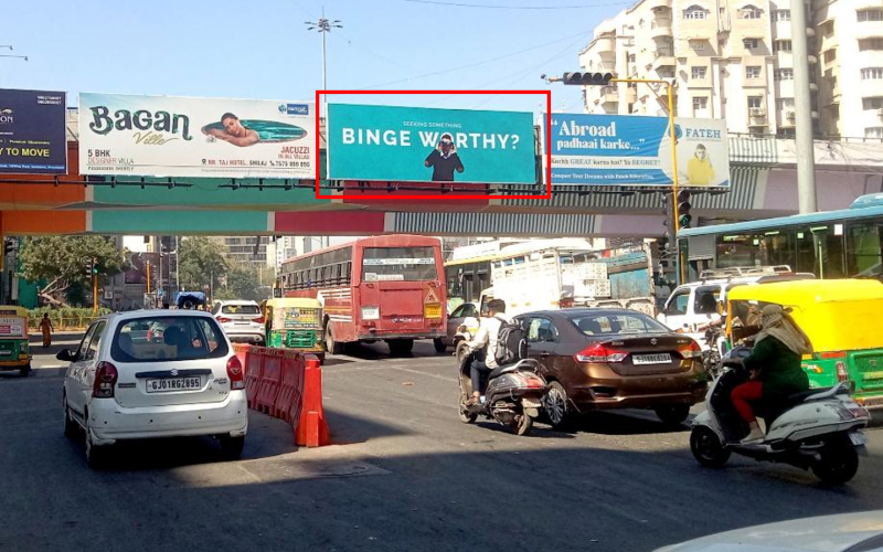 GANTRY : 30 X 10    SHIVRANAJANI CR ROAD FTF NEHRU NAGAR TO SG ROAD – C (1), SHIVRANAJANI