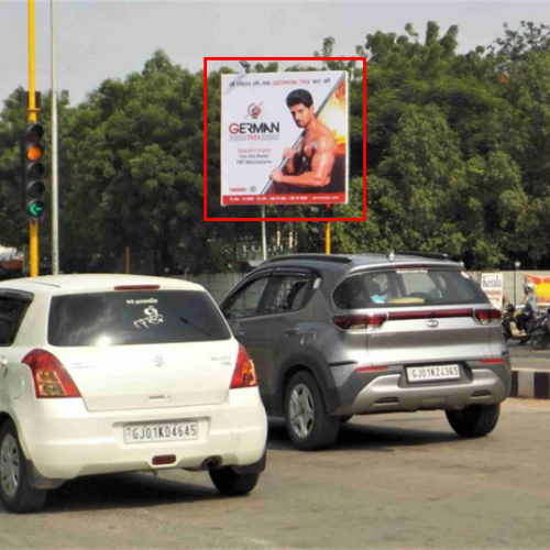 UNIPOLE : 14 X 14      SINDUBHAVAN ROAD NR. MANGO RESTAURANT JUGGERNAUT CROSS RD FTF RING ROAD  TO  PAKWAN CIRCLE, SINDUBHAVAN