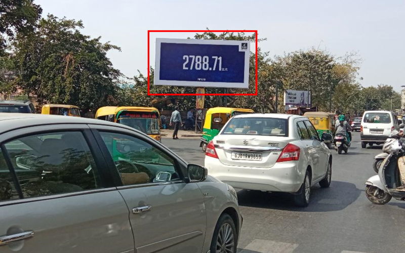 UNIPOLE : 20 X 10  BODAKDEV NR. SANDESH PRESS FCG VASTRAPUR TOWARDS SG ROAD 