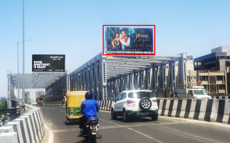 HOARDING : THALTEJ – SHILAJ FLYOVER, FACING TOWARDS SHILAJ TO THALTEJ – R, THALTEJ – SHILAJ