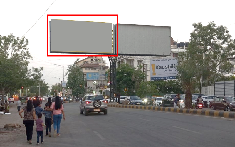 GANTRY : 24 X 12    VASTRAPUR LAKE O/S CHINMAY CRYSTAL TOW.BODAKDEV SG ROAD TO MANSI CIRCLE / IIM – L, VASTRAPUR