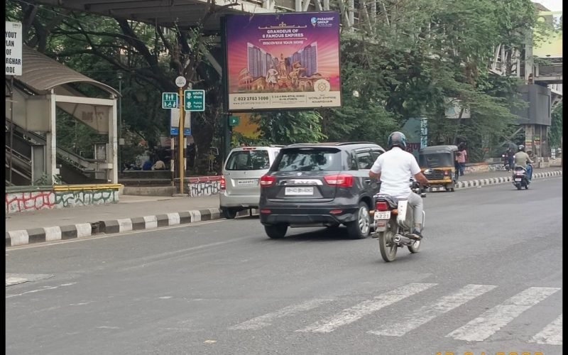 FLAG :  12 X 10   KHARGHAR ENTRANCE BEFORE HIRANANDANI BQS (LEFT)