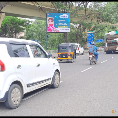FLAG : 12 X 10   AFTER UTSAV CHOWK BEFORE METRO BRIDGE (LEFT)