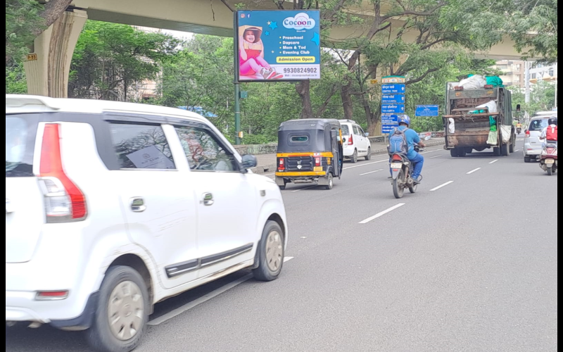 FLAG : 12 X 10   AFTER UTSAV CHOWK BEFORE METRO BRIDGE (LEFT)
