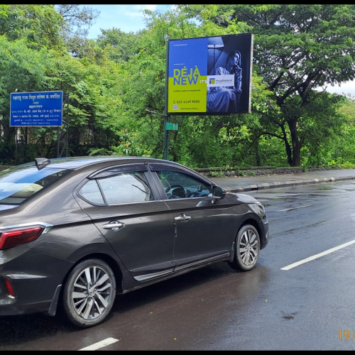 FLAG : 12 X 10   AFTER UTSAV CHOWK NEAR MSEB BELOW METRO BRIDGE TOWARDS TATA HOSPITAL – MUMBAI