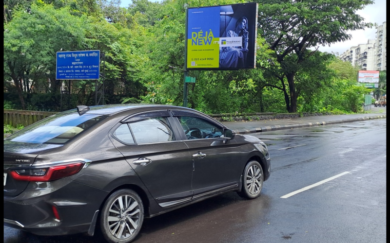 FLAG : 12 X 10   AFTER UTSAV CHOWK NEAR MSEB BELOW METRO BRIDGE TOWARDS TATA HOSPITAL – MUMBAI