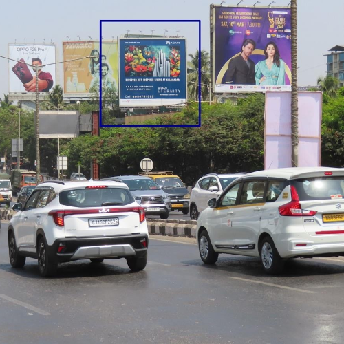 HOARDING : 40 X 40 ON WEH, ON THACKREY FLYOVER, BANDRA