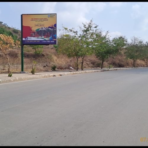 FLAG : 12 X 10   AFTER OVA CAMP CIRCLE TALOJA JAIL ROAD TOWARDS MANNAT CORNER (F-2)