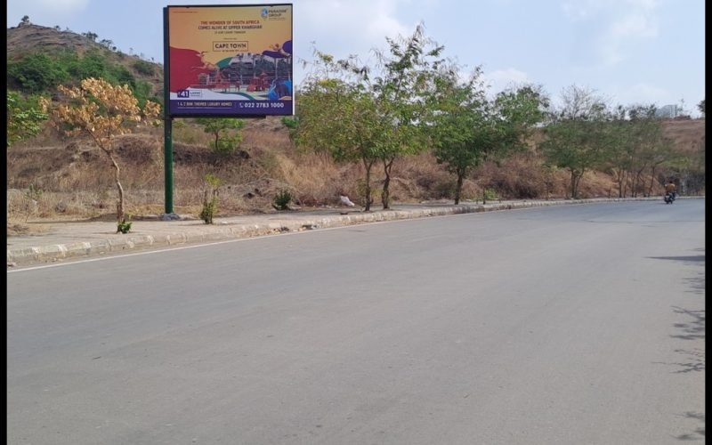 FLAG : 12 X 10   AFTER OVA CAMP CIRCLE TALOJA JAIL ROAD TOWARDS MANNAT CORNER (F-2)