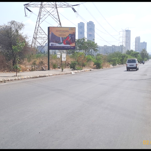 FLAG : 12 X 10   AFTER OVA CAMP CIRCLE TALOJA JAIL ROAD TOWARDS MANNAT CORNER (F-4)