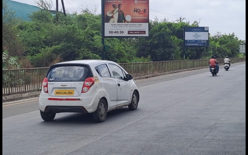 FLAG : BEFORE RAF CHOWK (MANNAT CORNER)-2