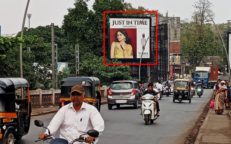 HOARDING : 20 X 20 KALYAN SUBHASH CHOWK LEFT SIDE TRAFFIC FROM ULHASNAGAR TO KALYAN