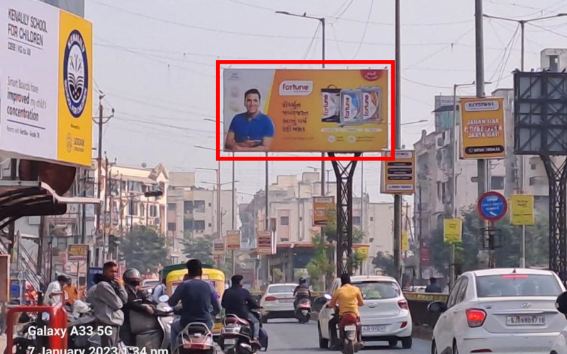 UNIPOLE : BOPAL – GHUMA ROAD – OPP. THE RETAIL PARK GHUMA GAM TOWARDS BOPAL BRIDGE, BOPAL 