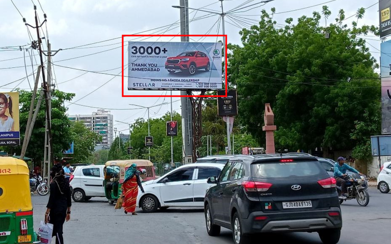 UNIPOLE : 20 X 10   SOUTH BOPAL – O/S SOBO CENTER CIRCLE TOWARDS GHUMA GAM, BOPAL