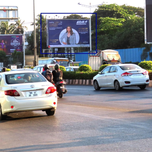 HOARDING : 30 X 20 ON WEH, NEAR AIRPORT, VILLE PARLE