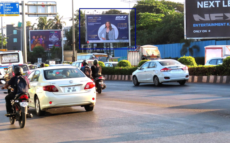 HOARDING : 30 X 20 ON WEH, NEAR AIRPORT, VILLE PARLE