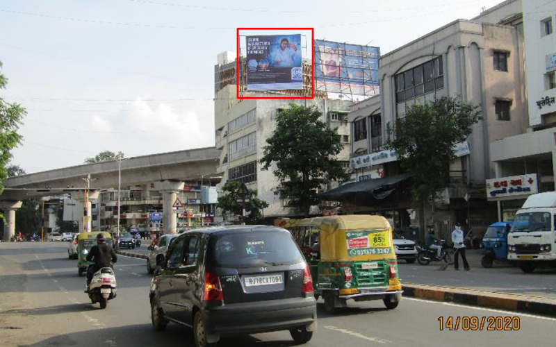 HOARDING : 20 X 20   STADIUM CIRCLE, C G ROAD FCG, NARANPURA