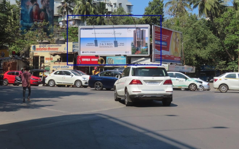HOARDING : 25 X 10 AT JVPD CIRCLE, JUHU
