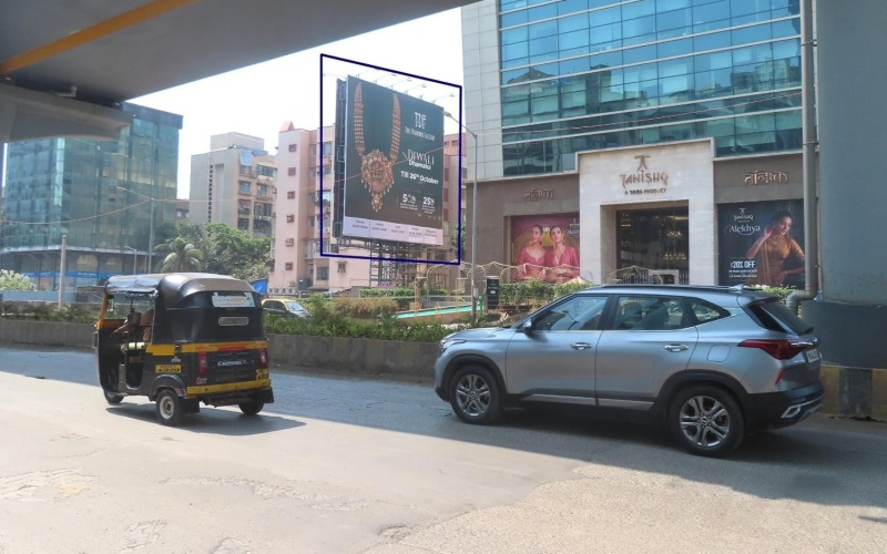 HOARDING : 40 X 40 ON LINK ROAD, NR. SAB TV, ANDHERI