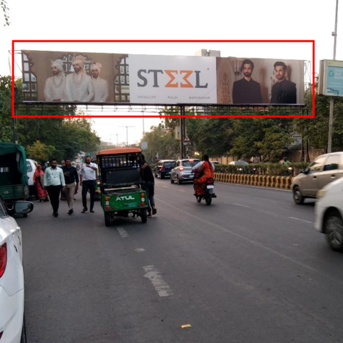 GANTRY : 79 X 13  AMBAWADI CN SCHOOL CIRCLE TO PANJARAPOLE, AMBAWADI