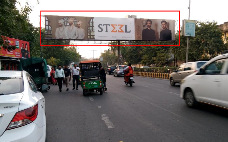 GANTRY : 79 X 13  AMBAWADI CN SCHOOL CIRCLE TO PANJARAPOLE, AMBAWADI