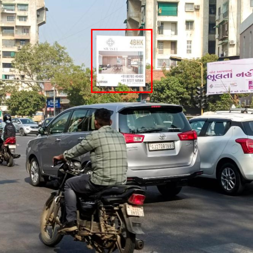 HOARDING : 20 X 20   DHARNIDHAR CIRCLE FTF ANJALI CIRCLE TO MANEKBAUG CIRCLE – 1, Dharnidhar 