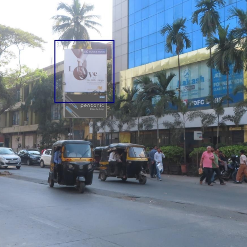 HOARDING : 16 X 17 ON SVP ROAD, NR. CHAMUNDA CIRCLE, BORIVALI