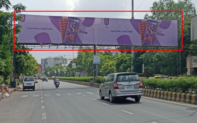 GANTRY : 79 X 13  AMBAWADI CN SCHOOL CIRCLE TO AMBAWADI CIRCLE, AMBAWADI