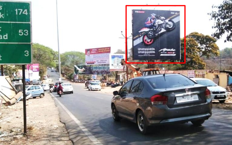 HOARDING : 40 X 40 KARJAT JUNCTION THAKRE VADA PAV TRAFFIC FROM PANVEL, KARJAT
